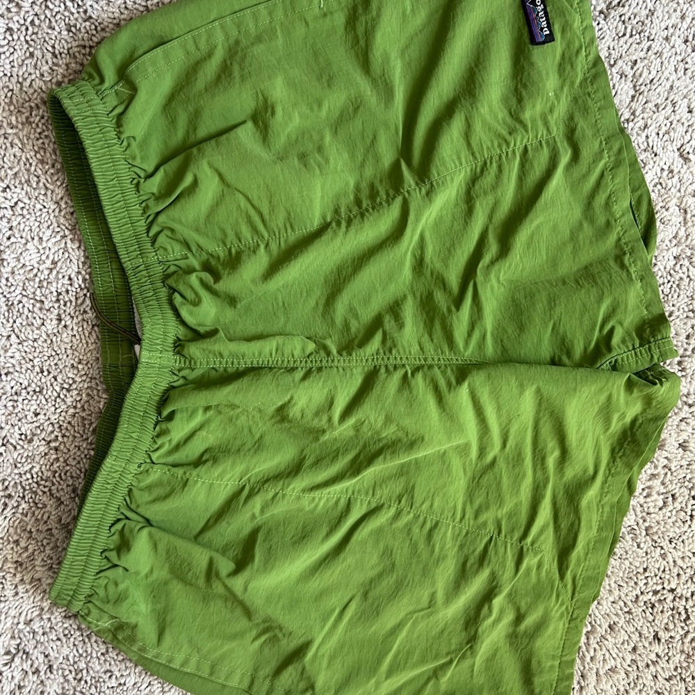 Patagonia Men’s Green Baggies Shorts